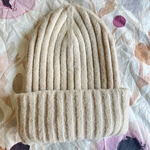 Anthropologie Maeve Beanie Cream